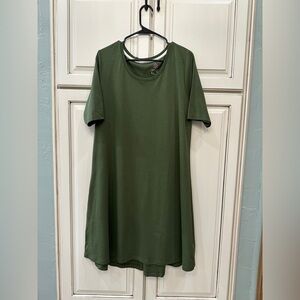Woman's‎ Olive Green Short Sleeve Dress